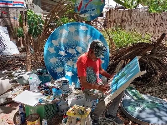 Un artista trabajando en la República Dominicana